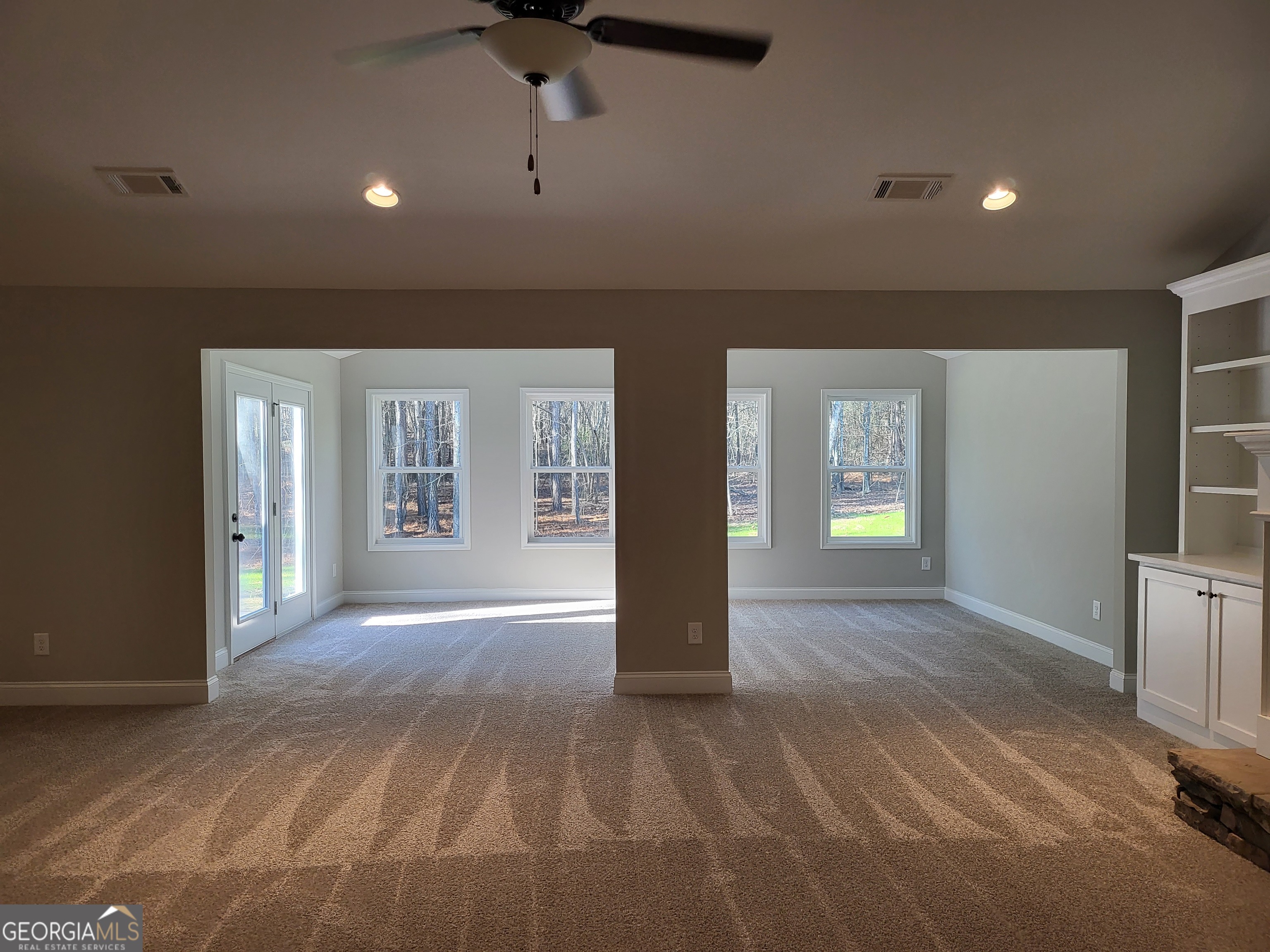 240 Glenn Carrie RD 2