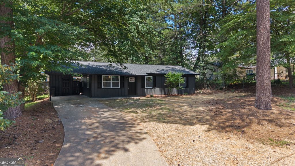 Photo of 4211 Dustin Drive, Acworth, GA 30101 (MLS # 10787855)