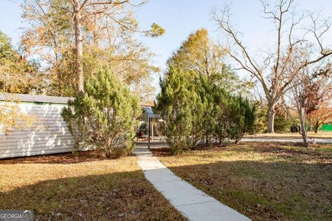 A home in Baxley