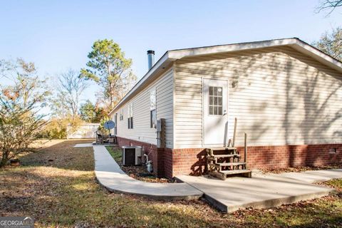 A home in Baxley