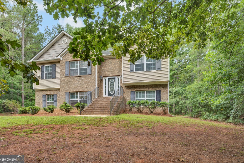 Photo of 200 Cedar Road, Covington, GA 30016 (MLS # 10814977)