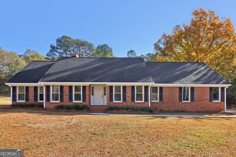 135 Willow Lake LN Sharpsburg GA 30277