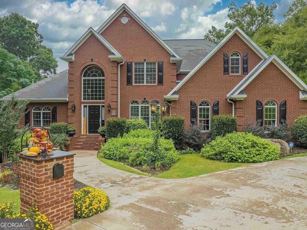 Photo of 1818 Stoney Crest Drive, Elberton, GA 30635 (MLS # 10817506)