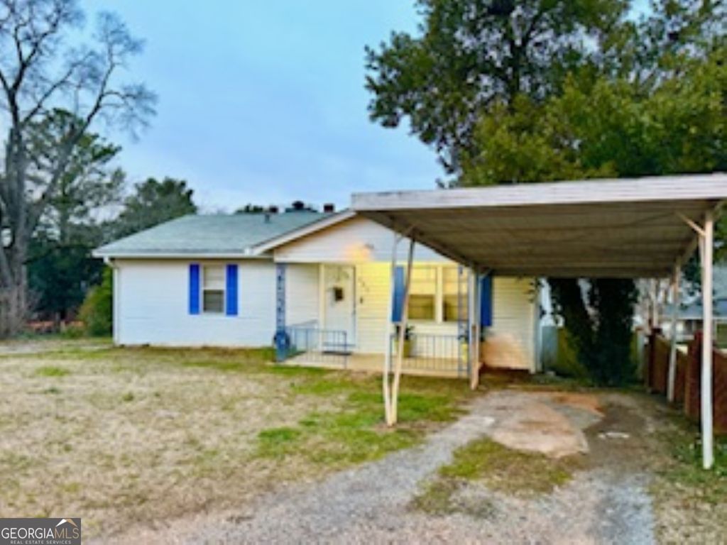 Photo of 209 Moultrie Lane SE, Rome, GA 30161 (MLS # 10686370)