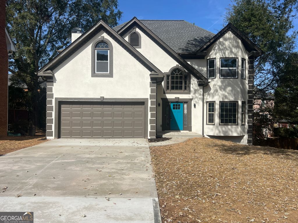 Photo of 818 Mountain View Run, Stone Mountain, GA 30087 (MLS # 10631641)