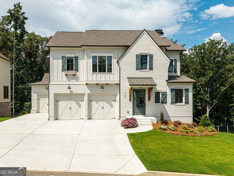 323 Reese WAY