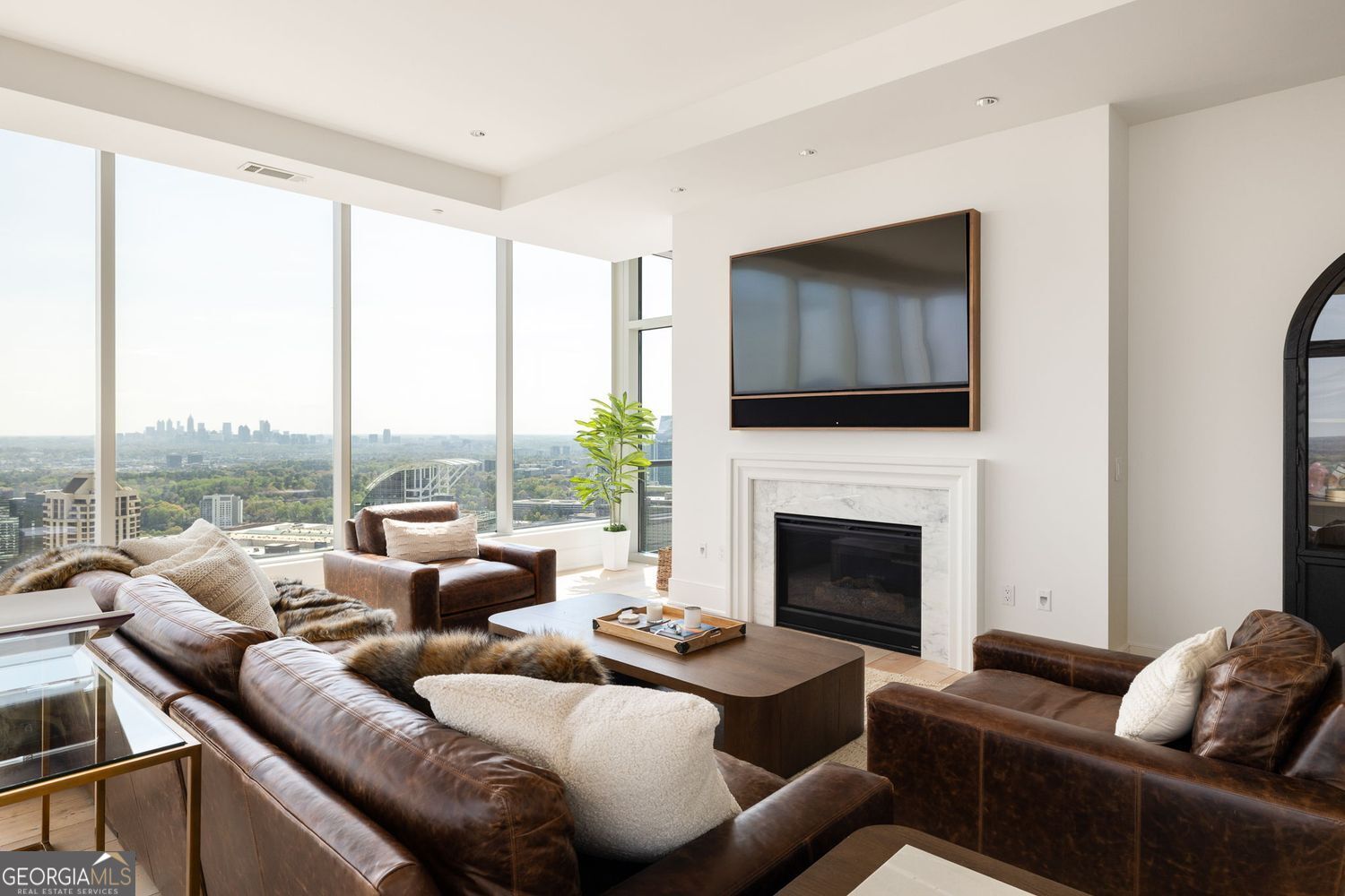 3630 Peachtree RD NE #3302