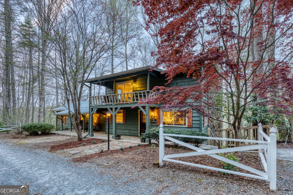 Photo of 145 River Bend Lane, Blue Ridge, GA 30513 (MLS # 10630462)