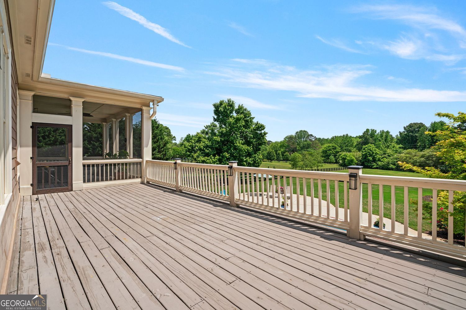 Cumming, Georgia 30028, United States, 6 Bedrooms Bedrooms, ,5 BathroomsBathrooms,Residential,Pending,120482