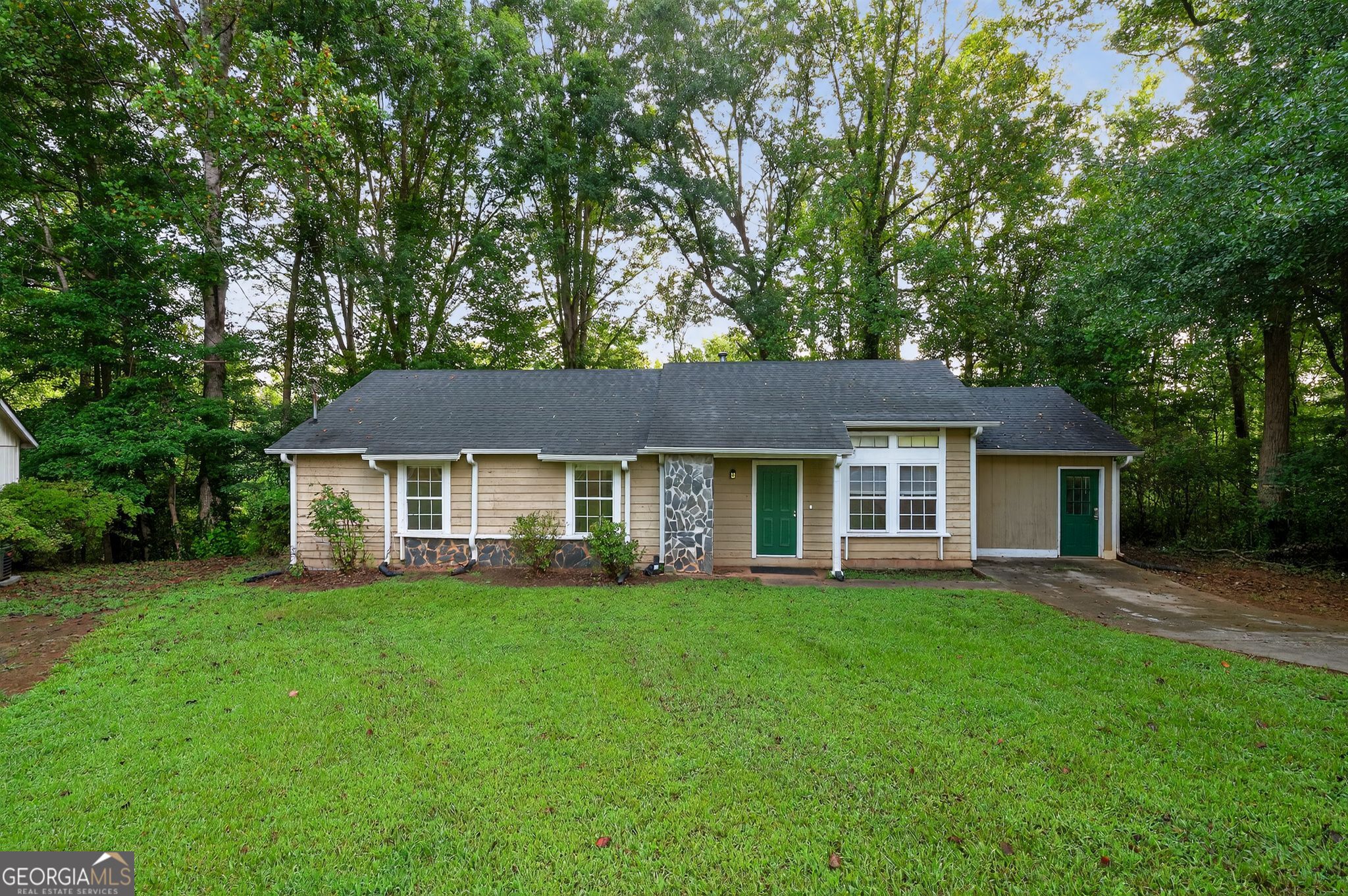 7582 Smith CT