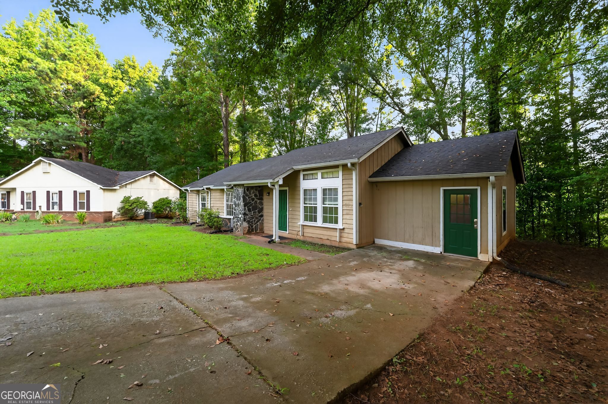 7582 Smith CT