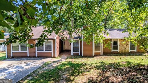 Photo of 8802 Churchill Place, Jonesboro, GA 30238 (MLS # 10600924)