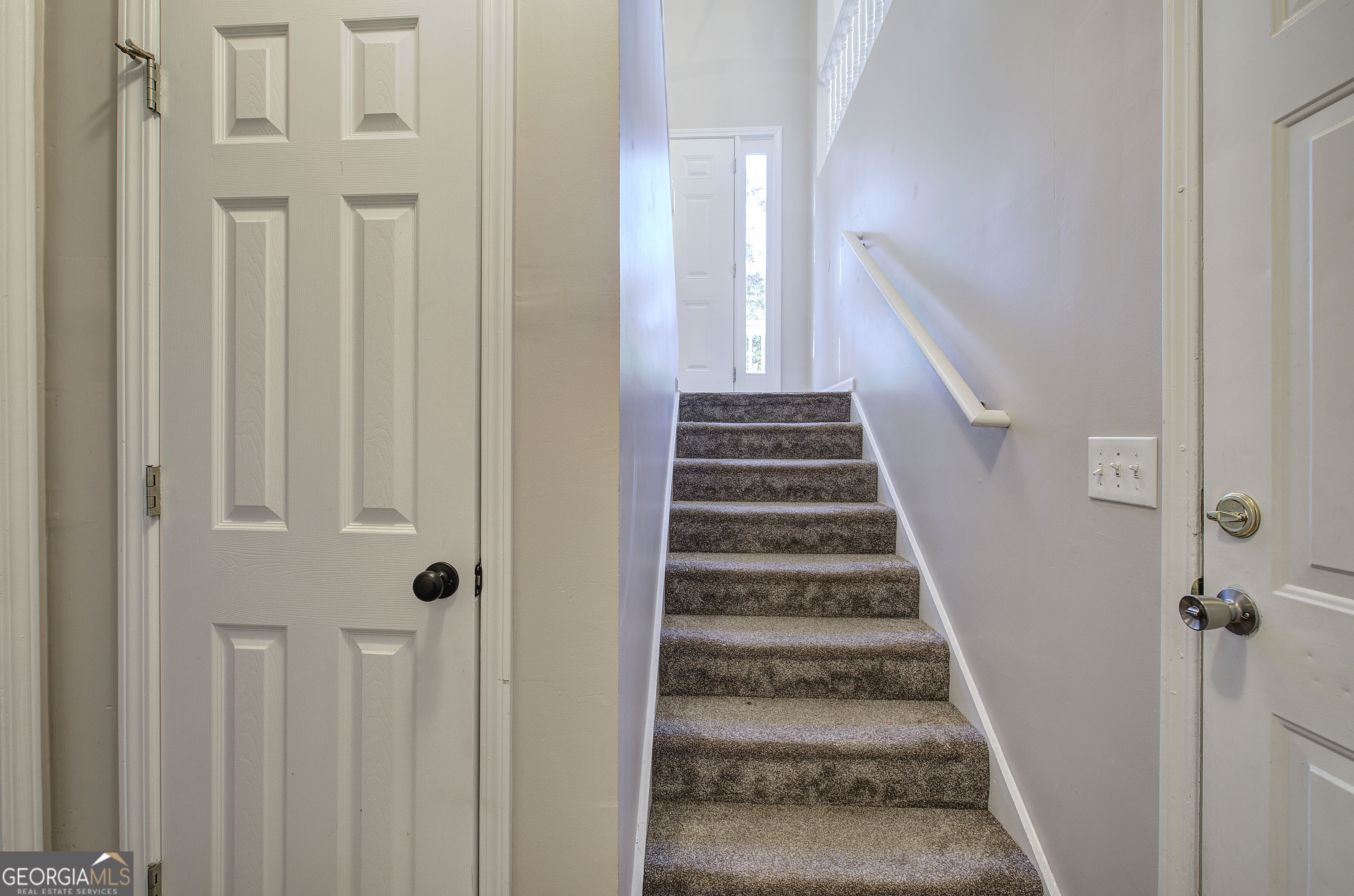 Roving Hills Estates - Residential