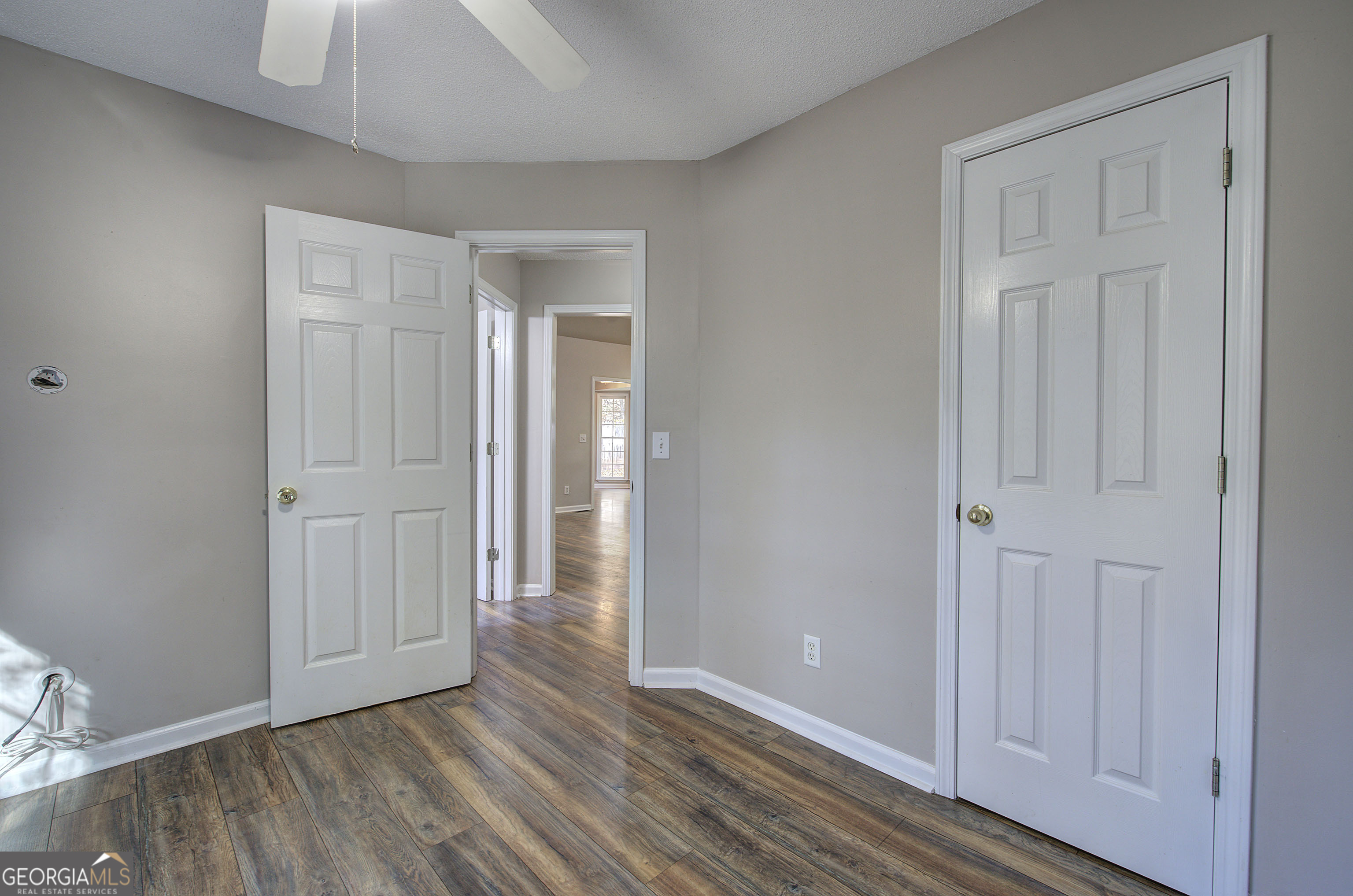 Roving Hills Estates - Residential