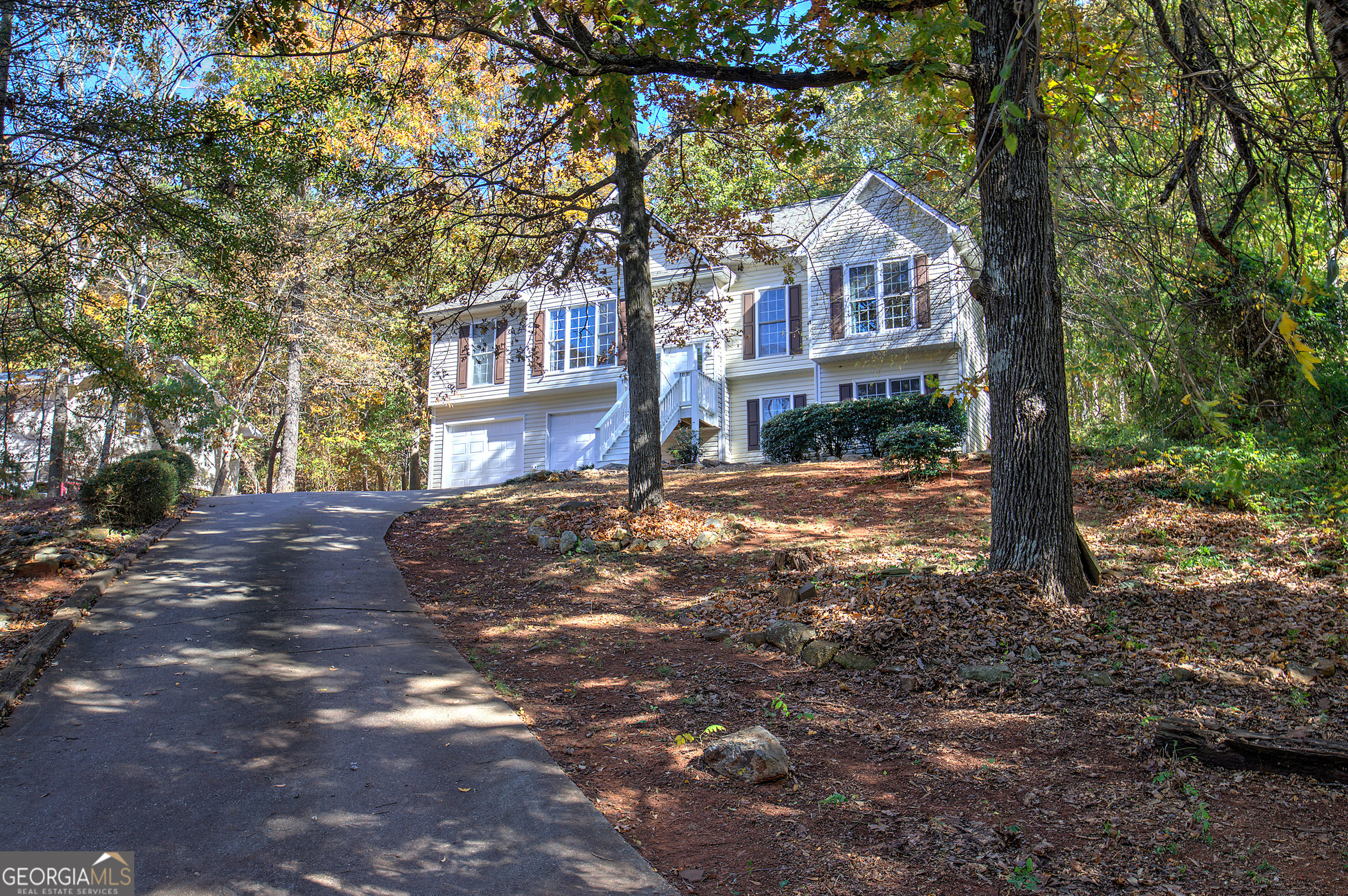 Roving Hills Estates - Residential