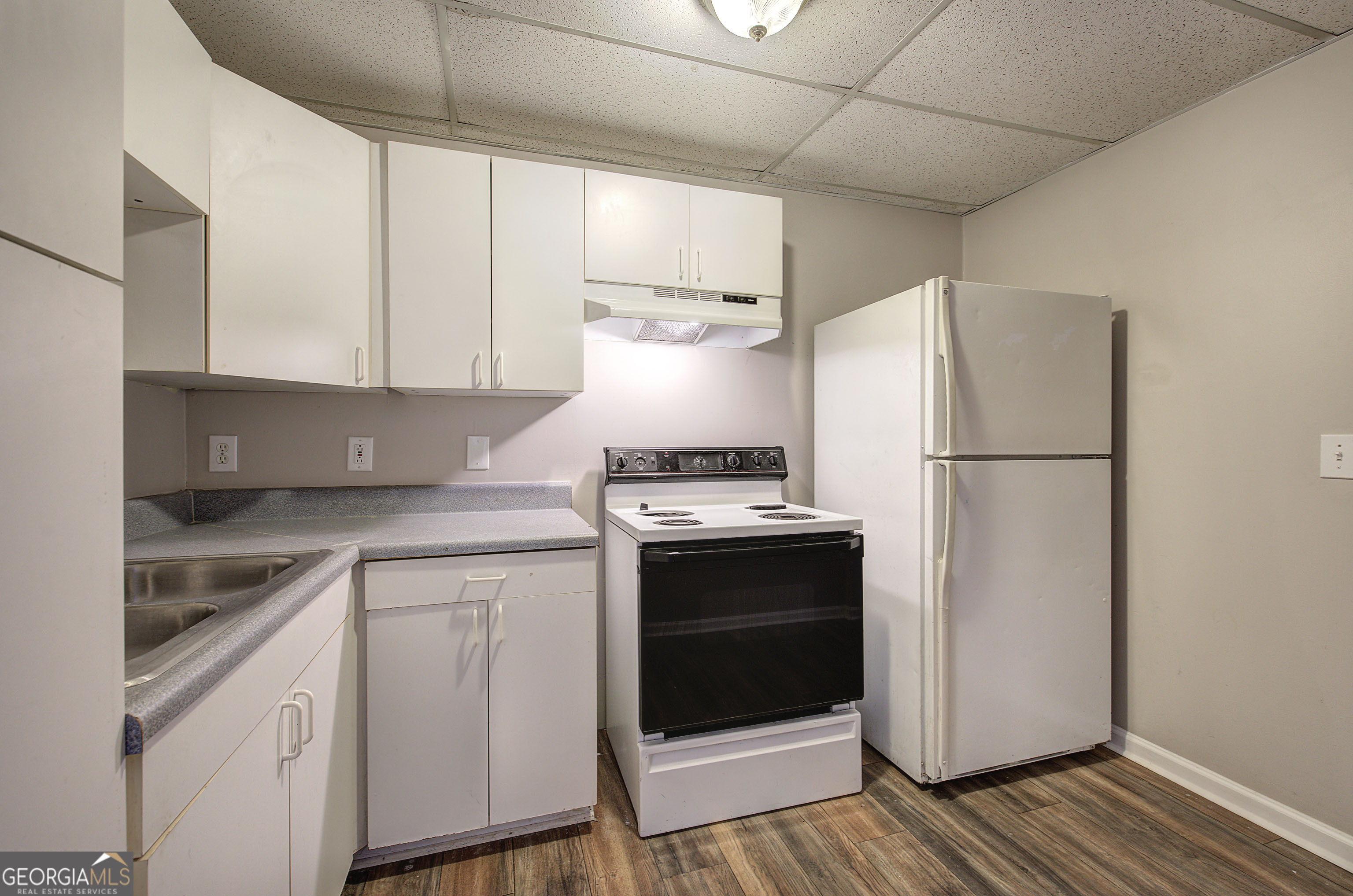 Roving Hills Estates - Residential