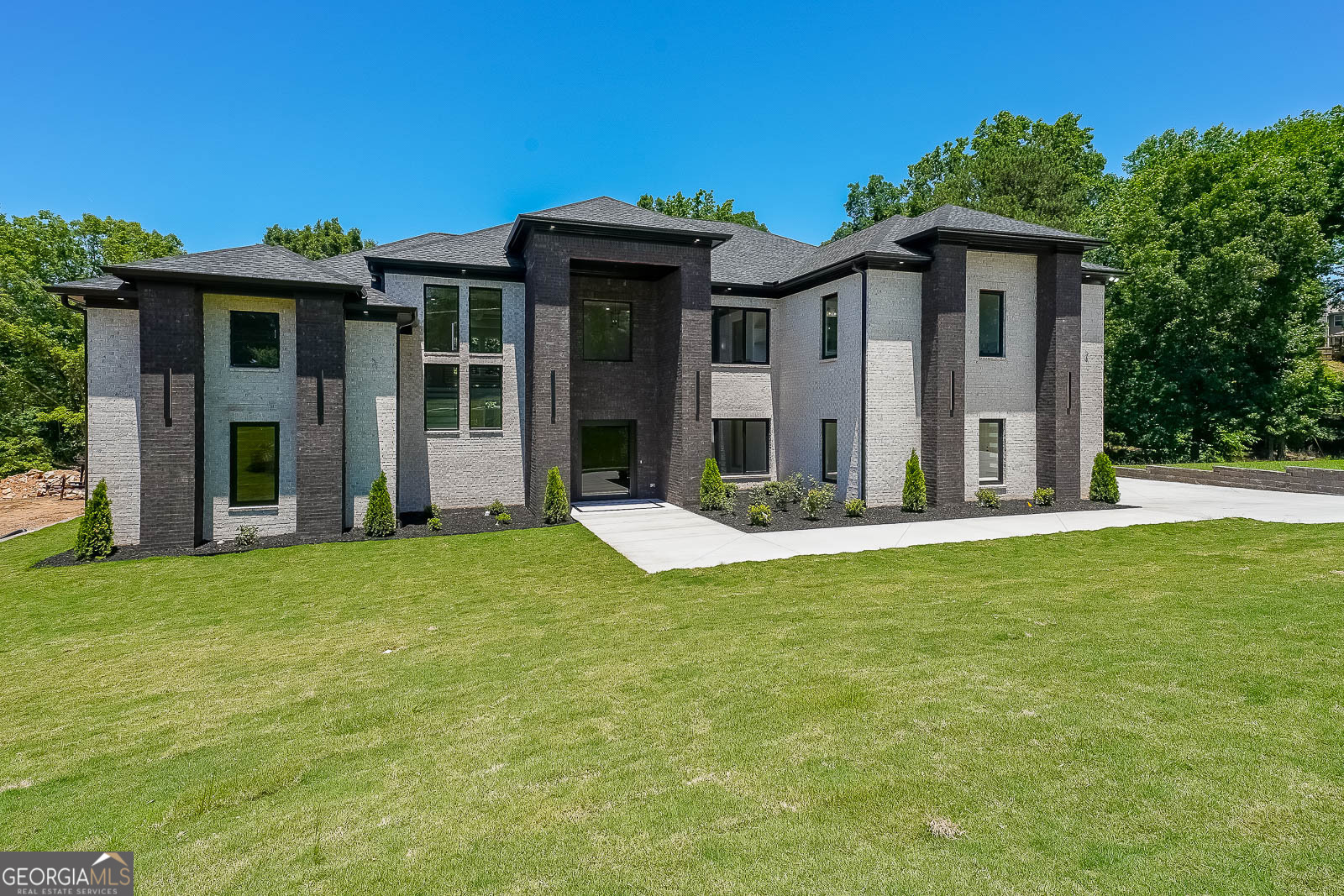 972 Auburn RD