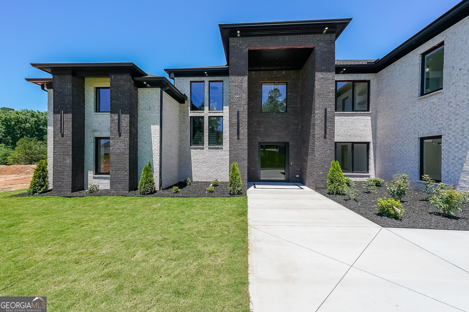 972 Auburn RD
