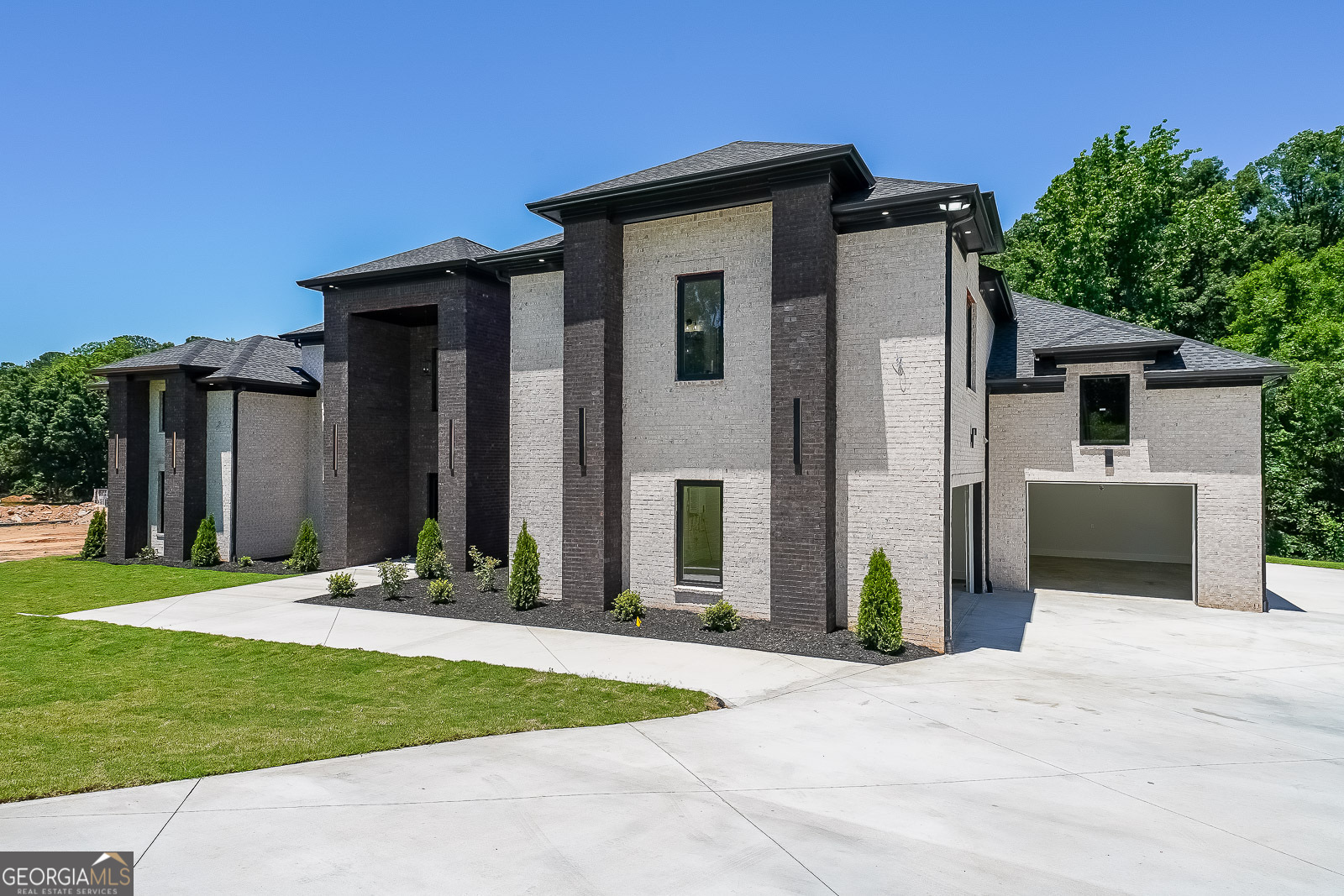 972 Auburn RD