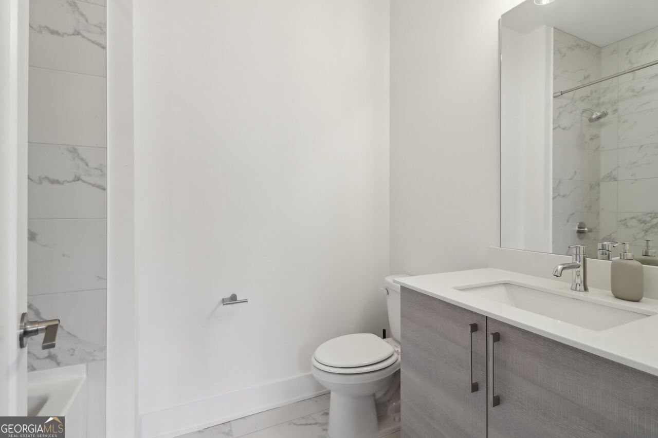 1251 CHELSEA #30