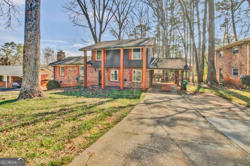 Photo of 2261 Clanton Terrace, Decatur, GA 30034 (MLS # 10696176)