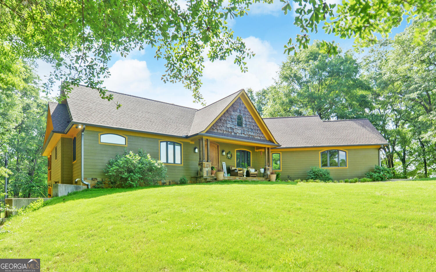 1320 Burroughs RD