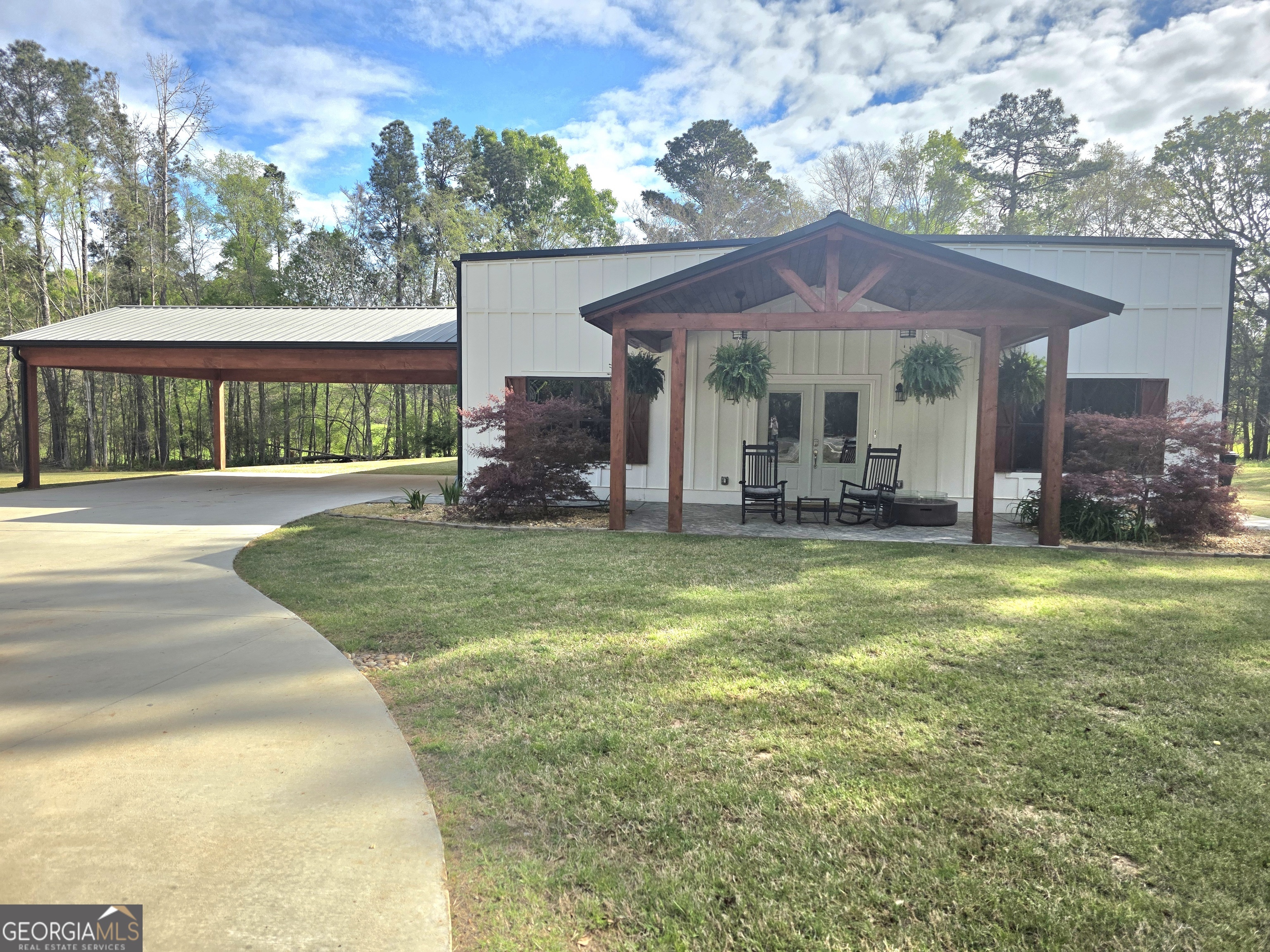 3060 Eatonton RD