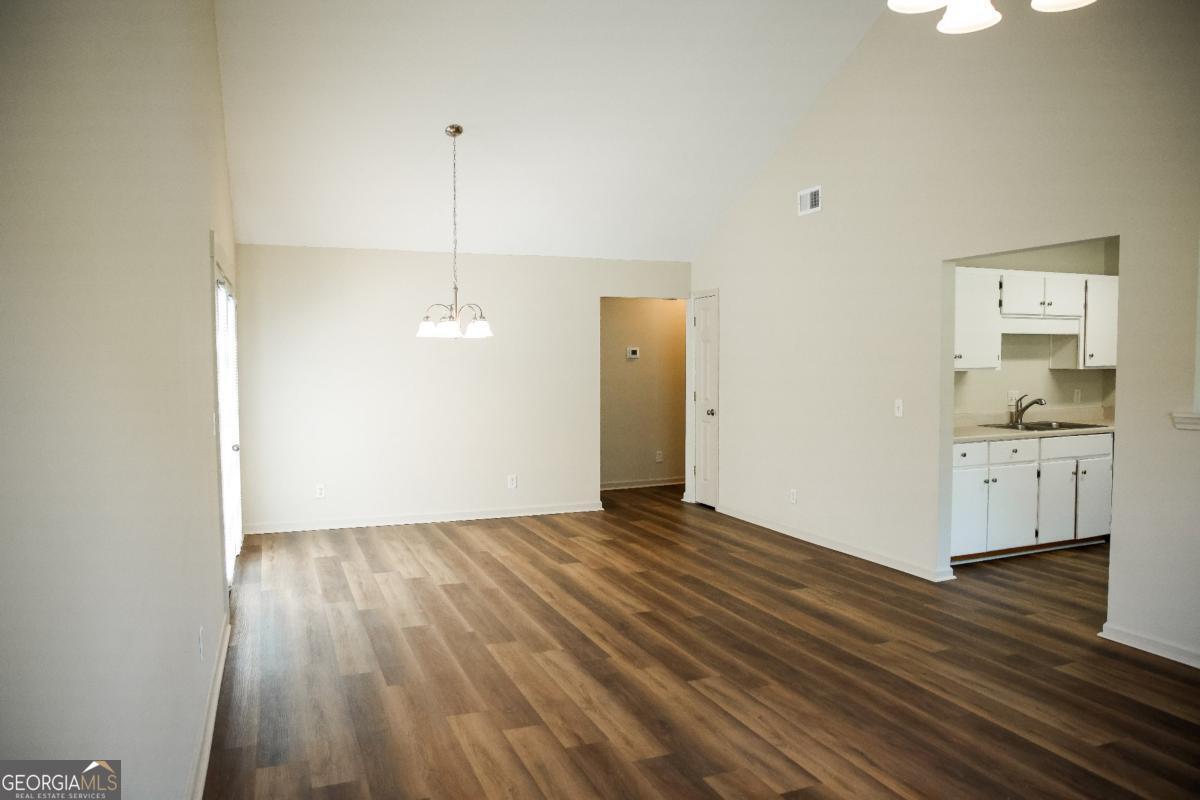 630 Rushing ST