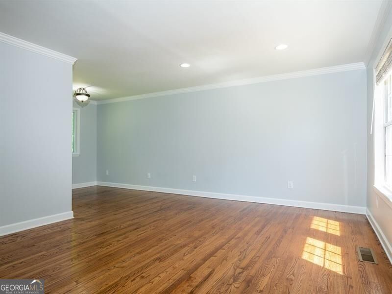 Photo of 619 Seminole Place, Marietta, GA 30062 (MLS # 10879691)