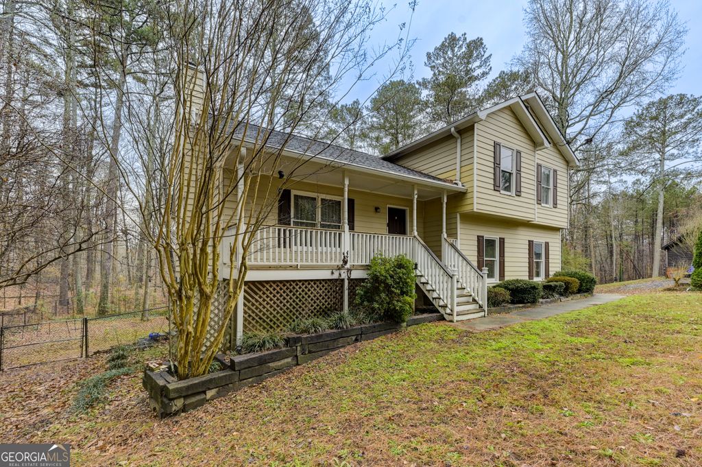 Photo of 1262 Torrey Place, Dacula, GA 30019 (MLS # 10652095)