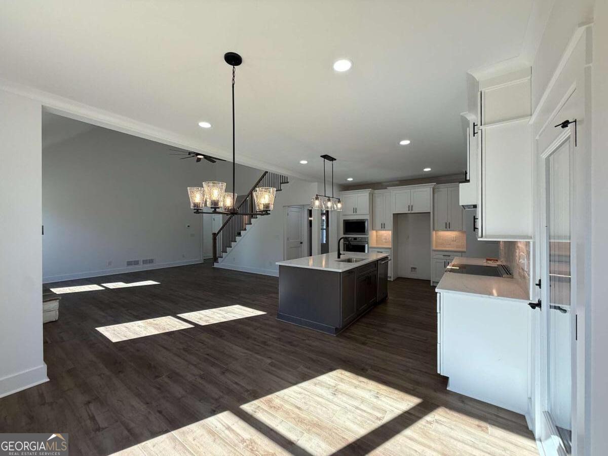 Hawks Crest - Residential