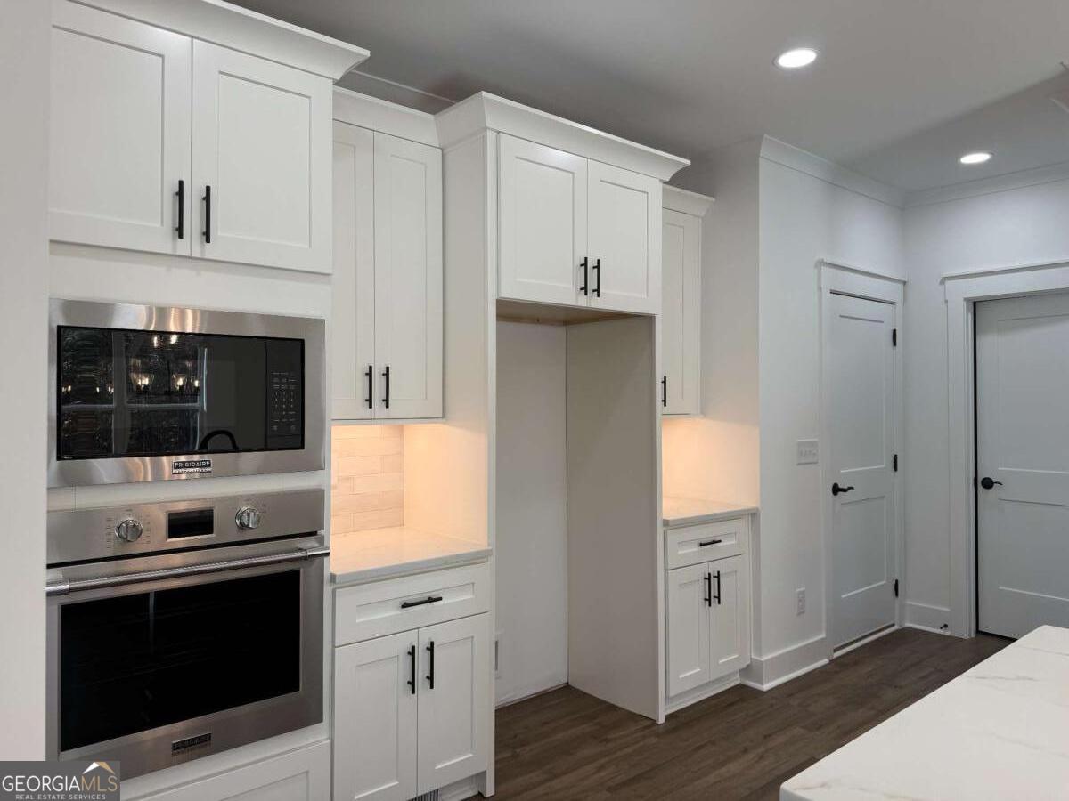 Hawks Crest - Residential