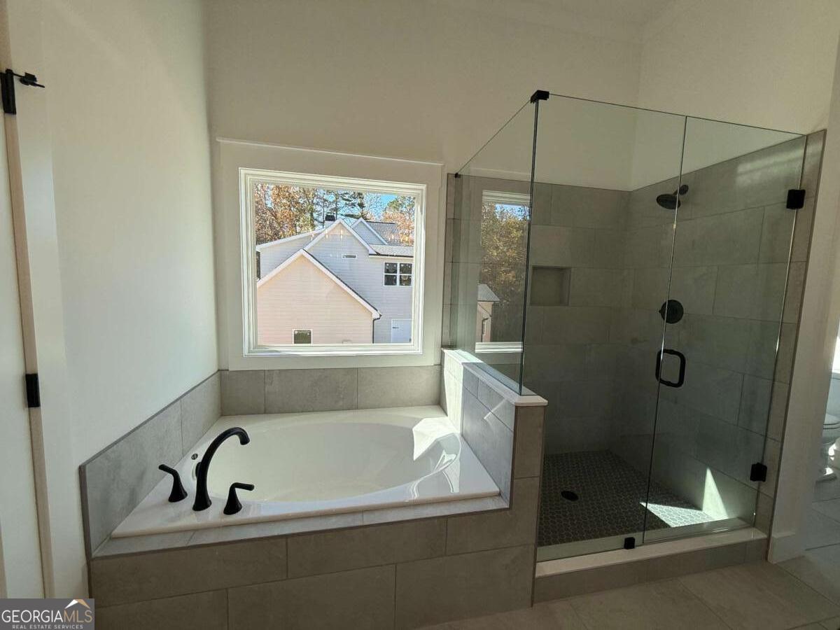 Hawks Crest - Residential