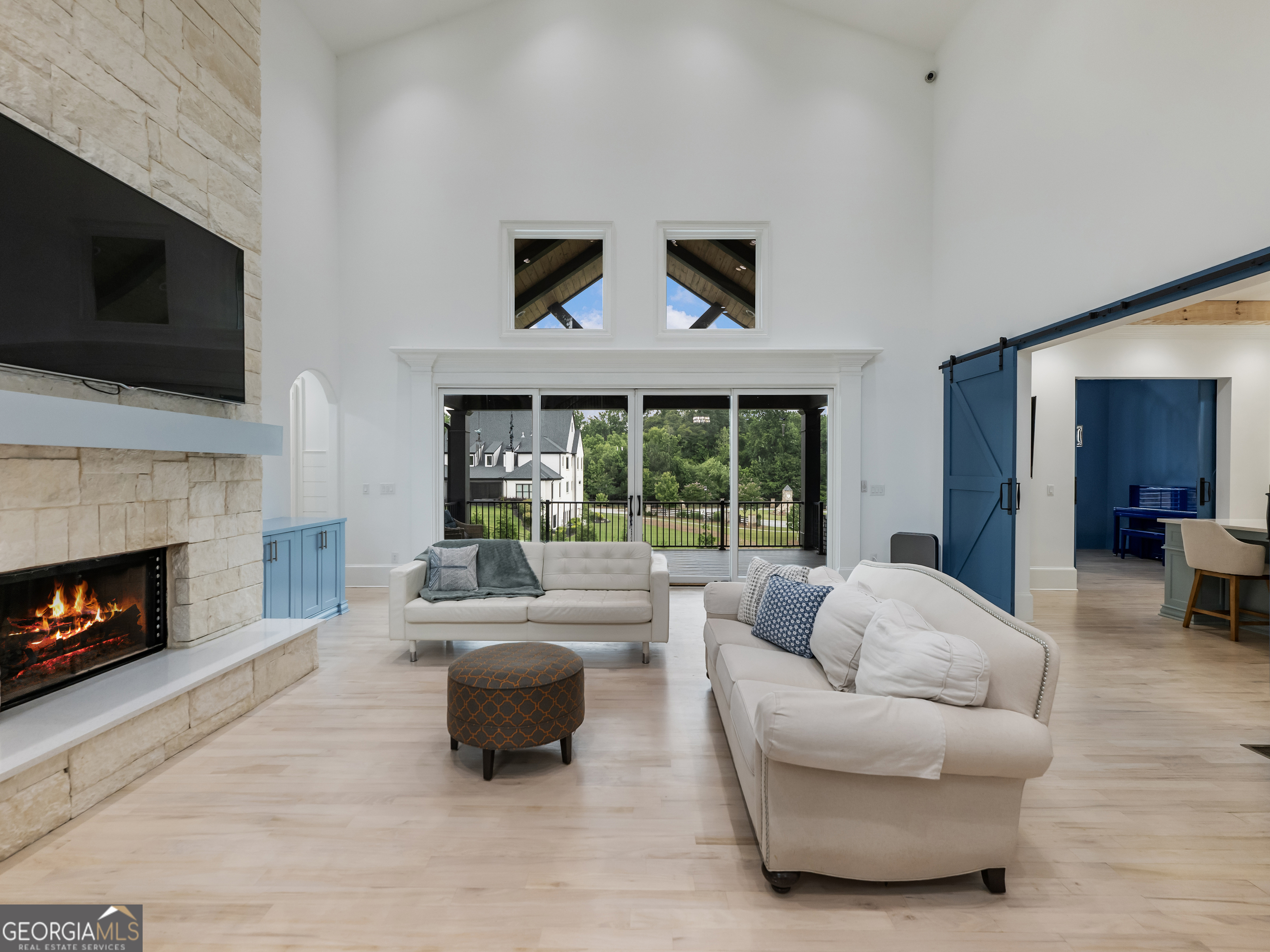 5832 Lula Bridge LN