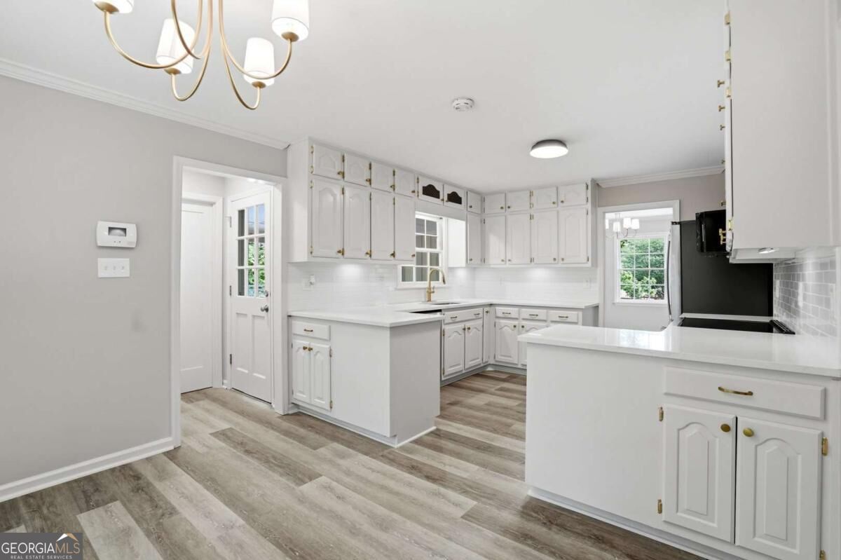 2595 Marsha CIR