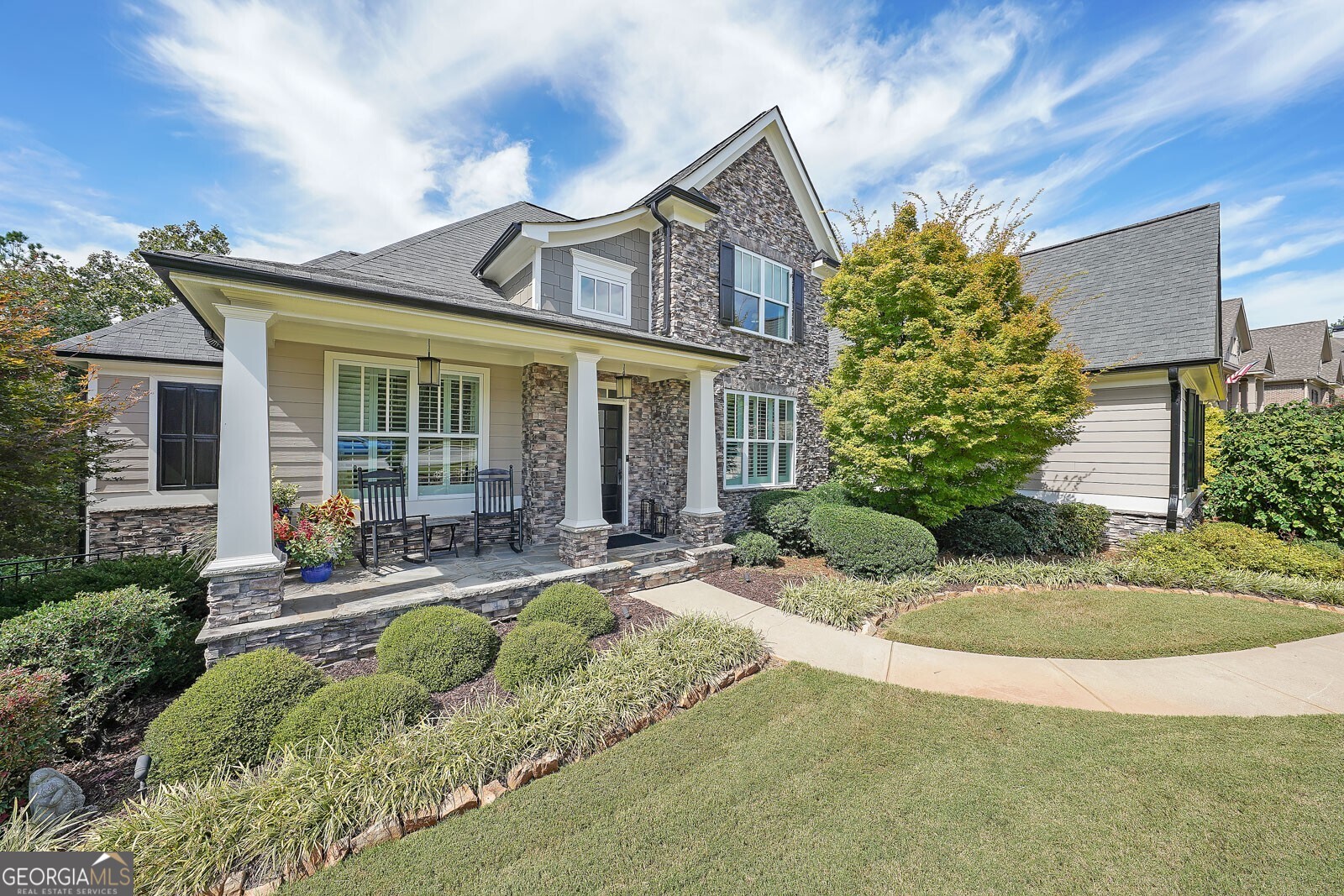 102 Silverdale LN