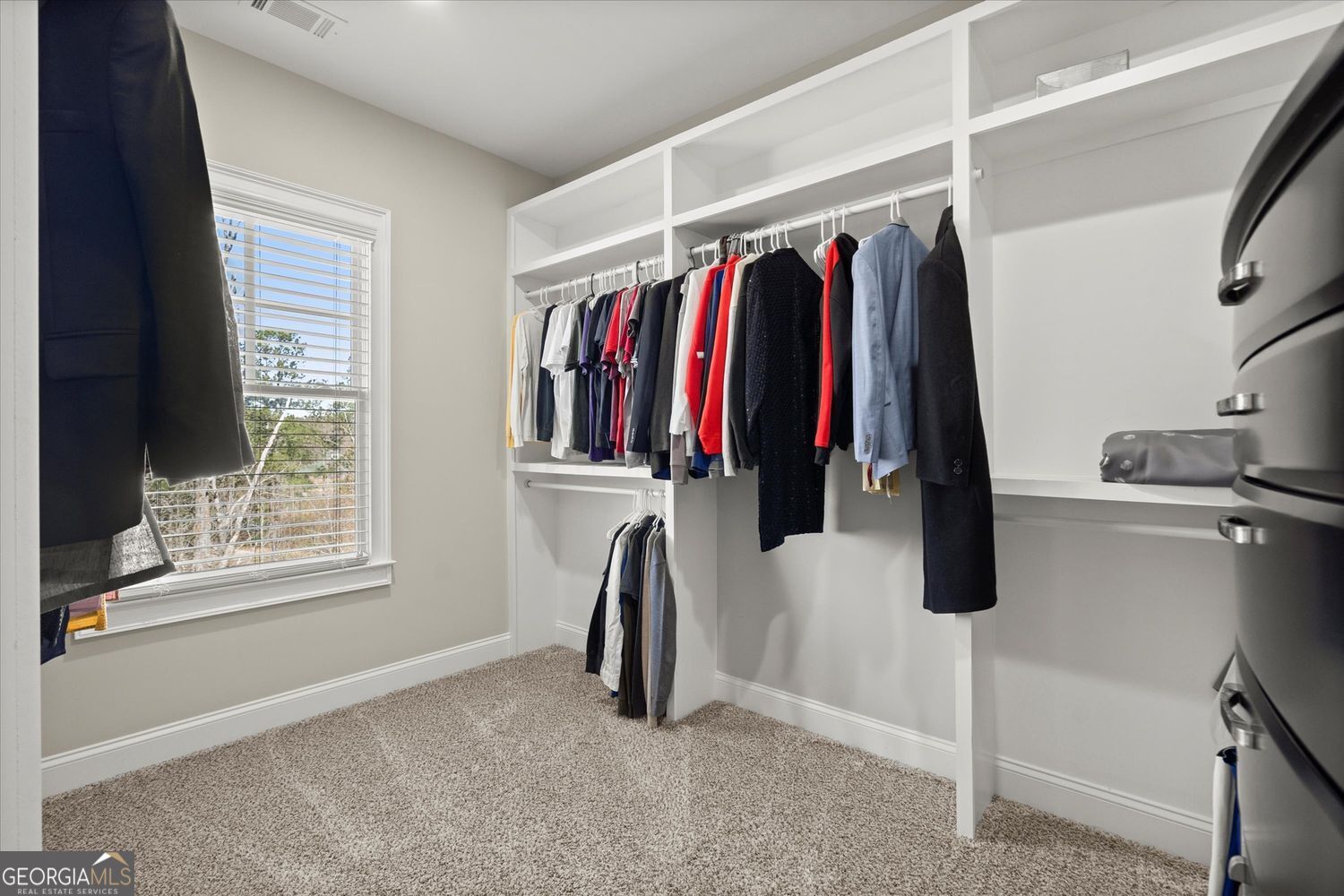 ECHELON - Residential