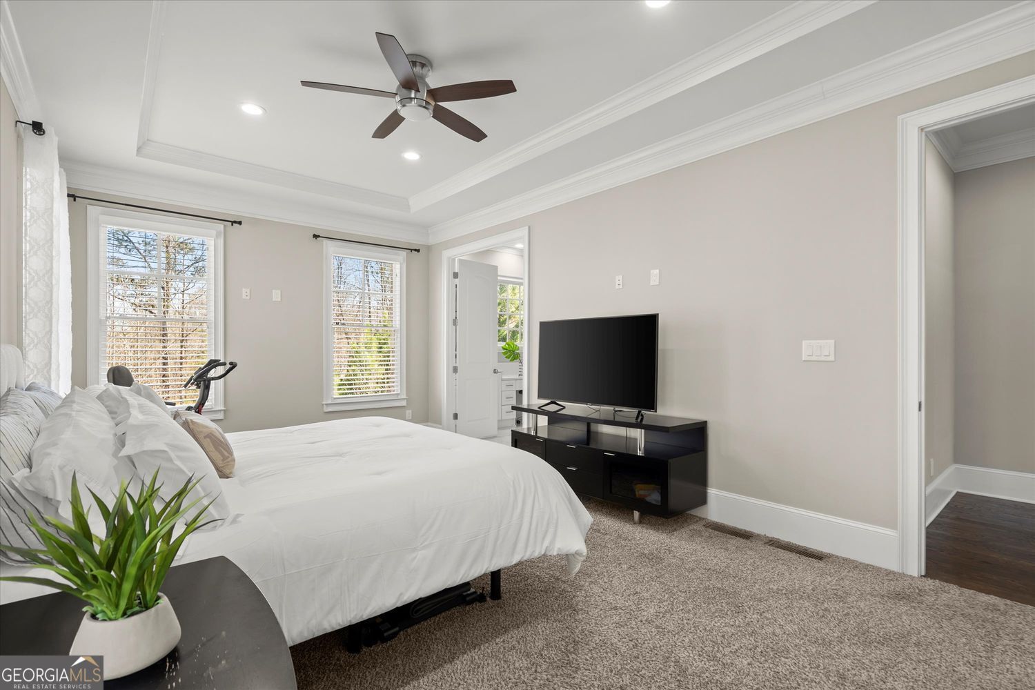 ECHELON - Residential