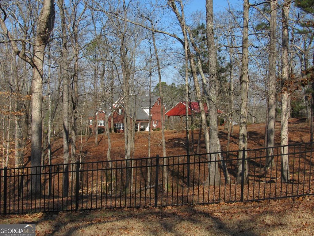 Photo of 240 W Miles Road, Carrollton, GA 30116 (MLS # 10683158)