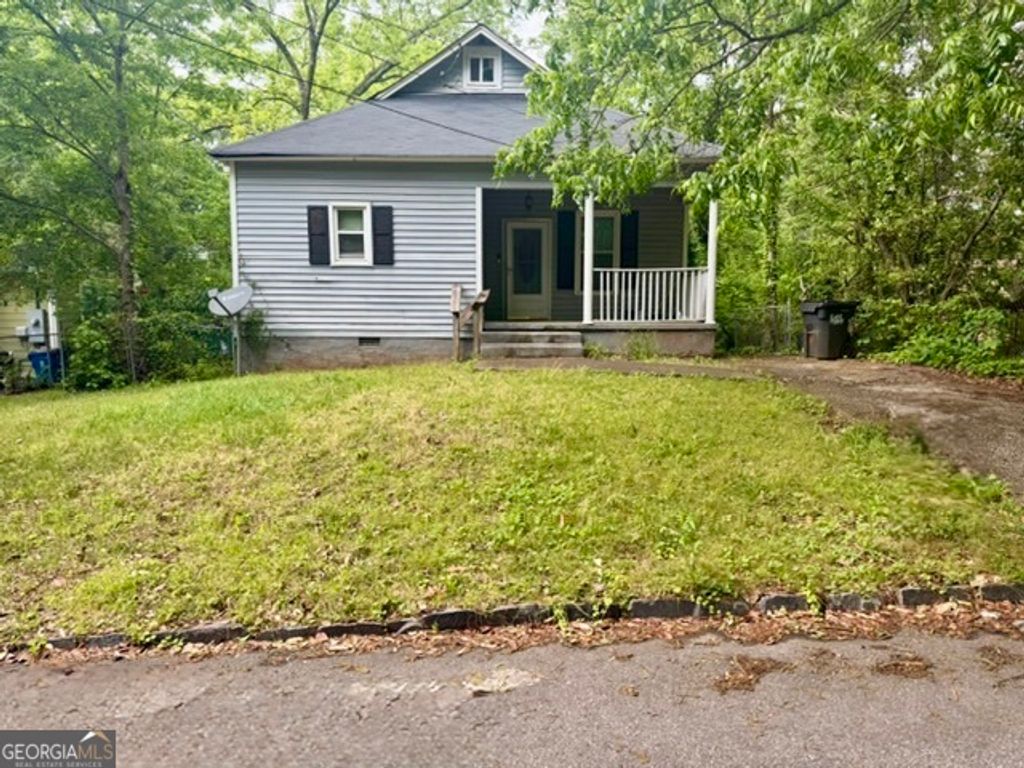 Photo of 1821 E Farris Avenue, Atlanta, GA 30344 (MLS # 10770944)