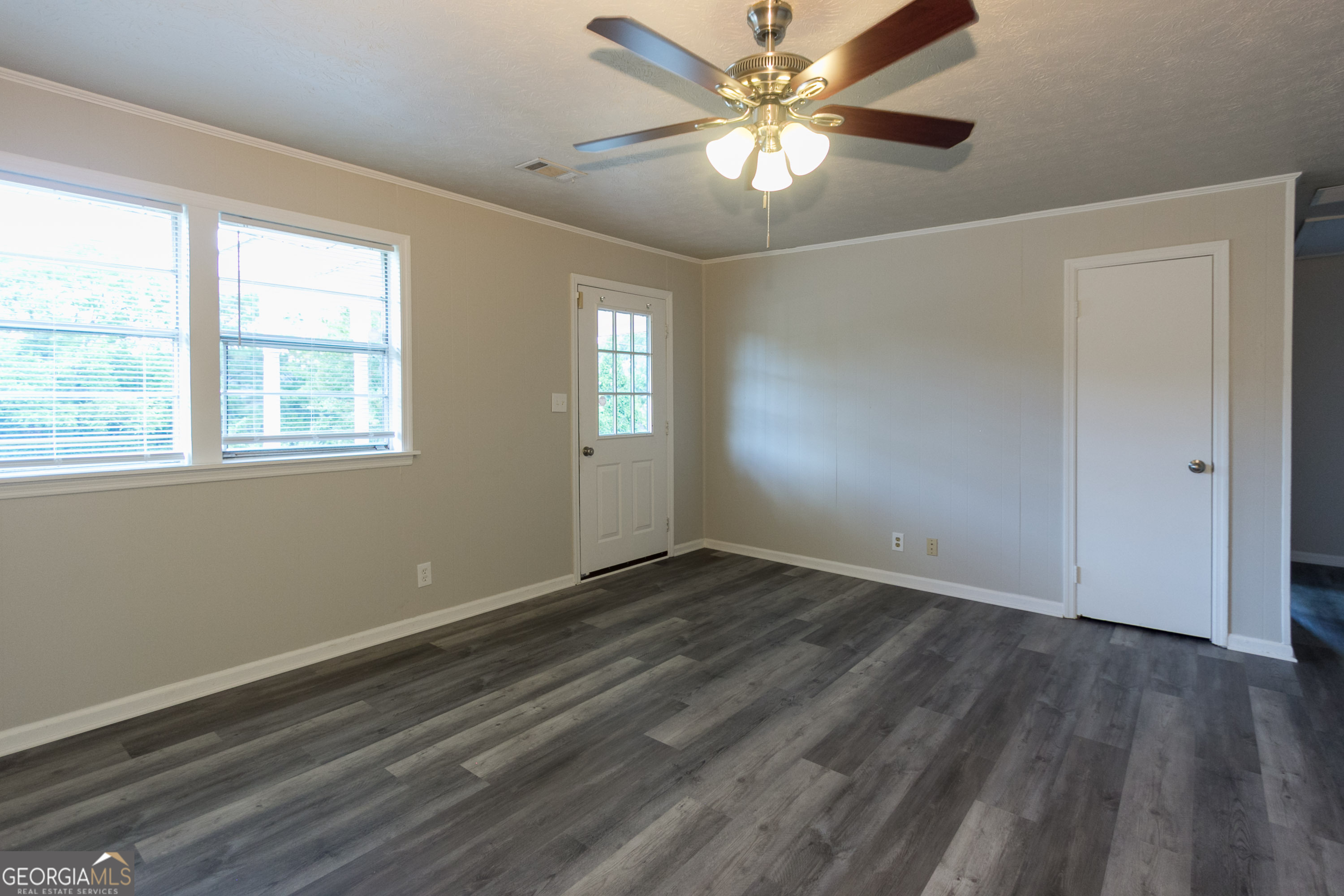Summit Pointe - Residential Lease