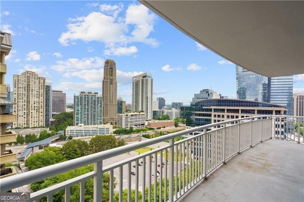 Photo of 3338 Peachtree Road #2005, Atlanta, GA 30326 (MLS # 10726385)