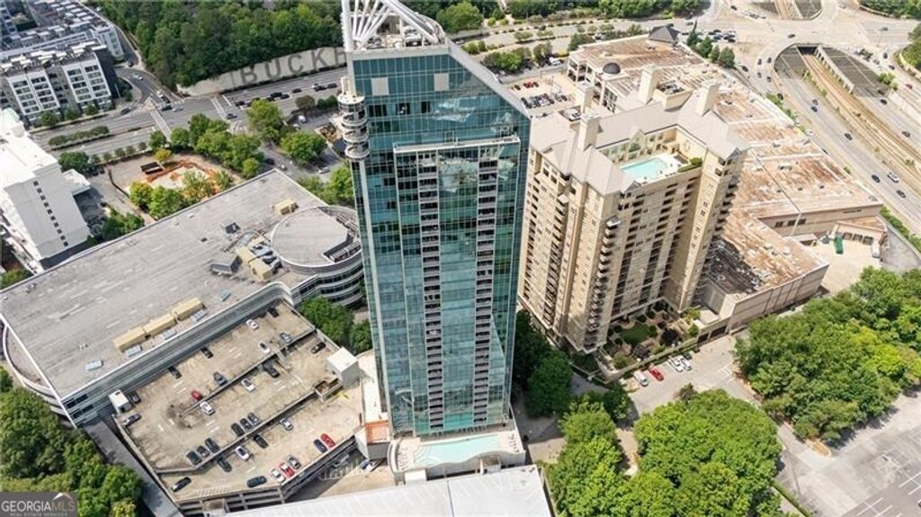 Photo of 3338 Peachtree Road #2005, Atlanta, GA 30326 (MLS # 10726385)