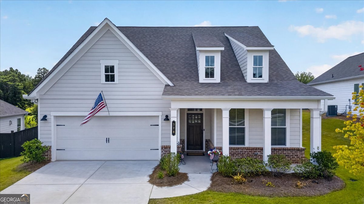 328 McQueen WAY