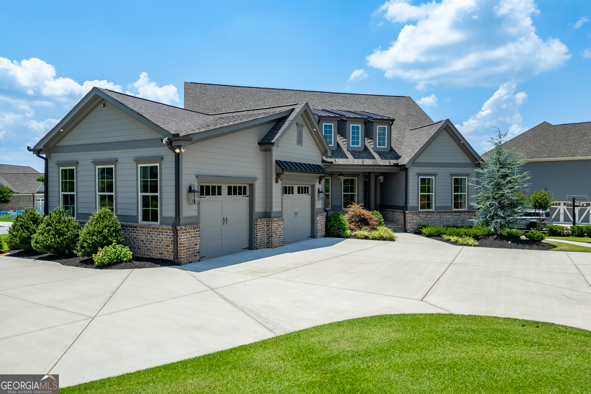 5915 Fairway Park LN