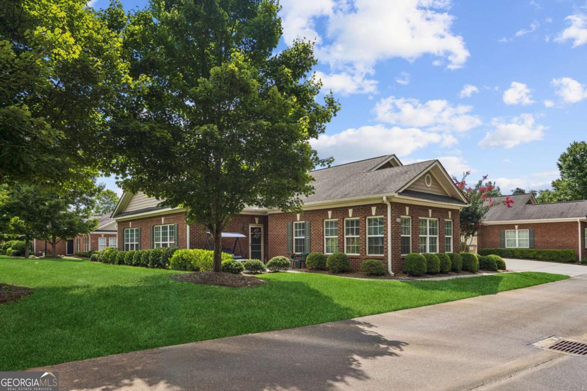 Sawnee Corners - Residential