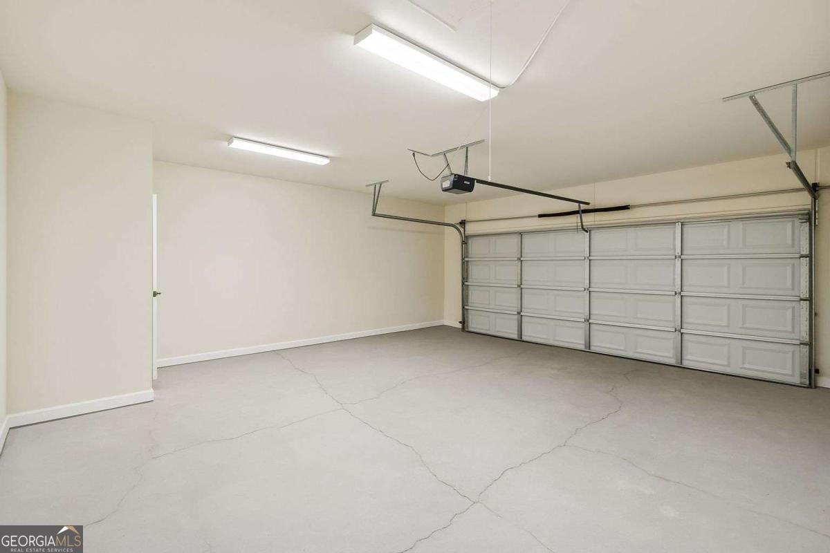 Sawnee Corners - Residential