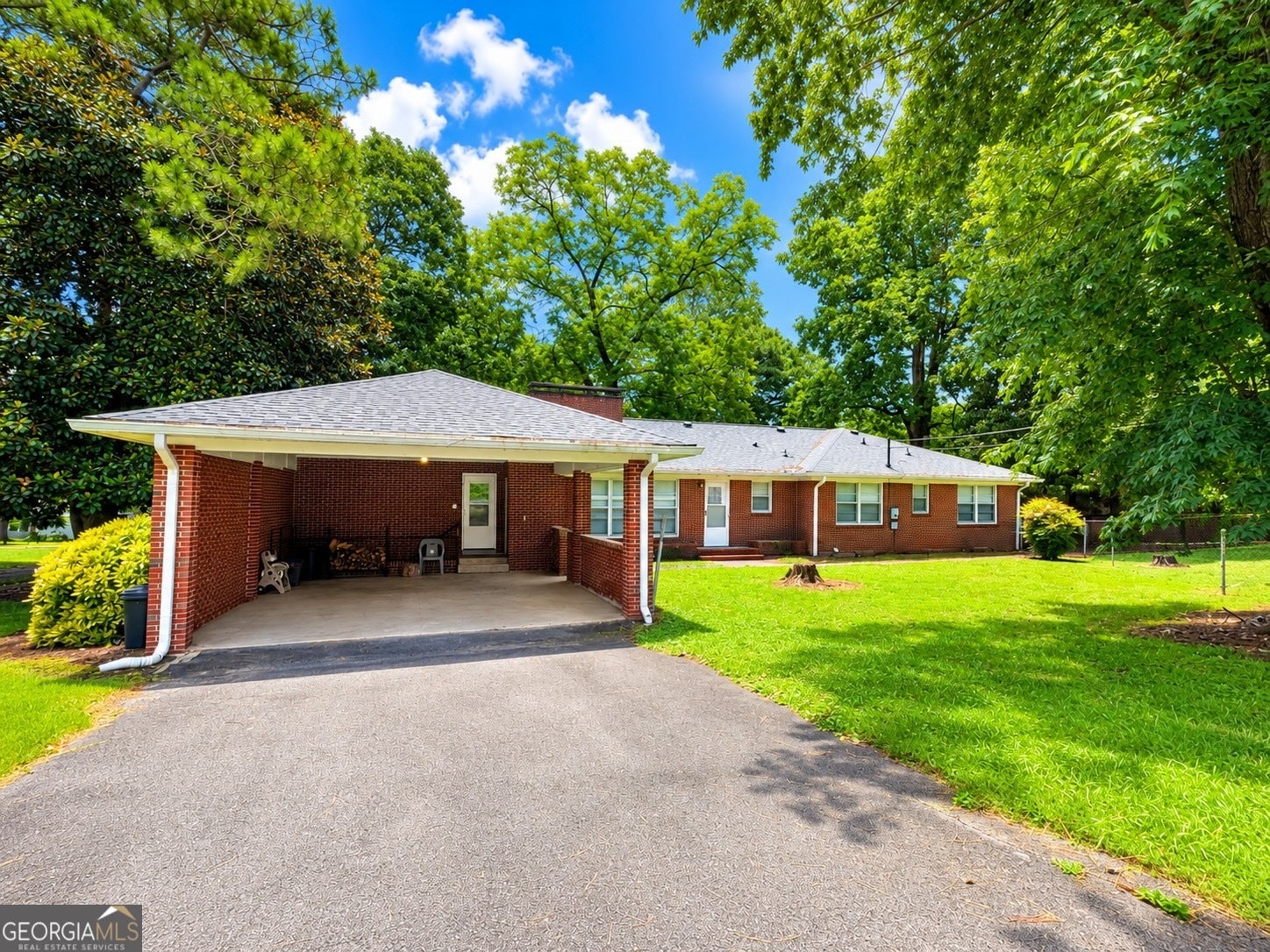 17 Deforest AVE