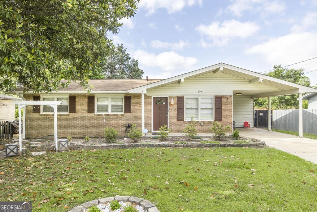 134 Sonja DR