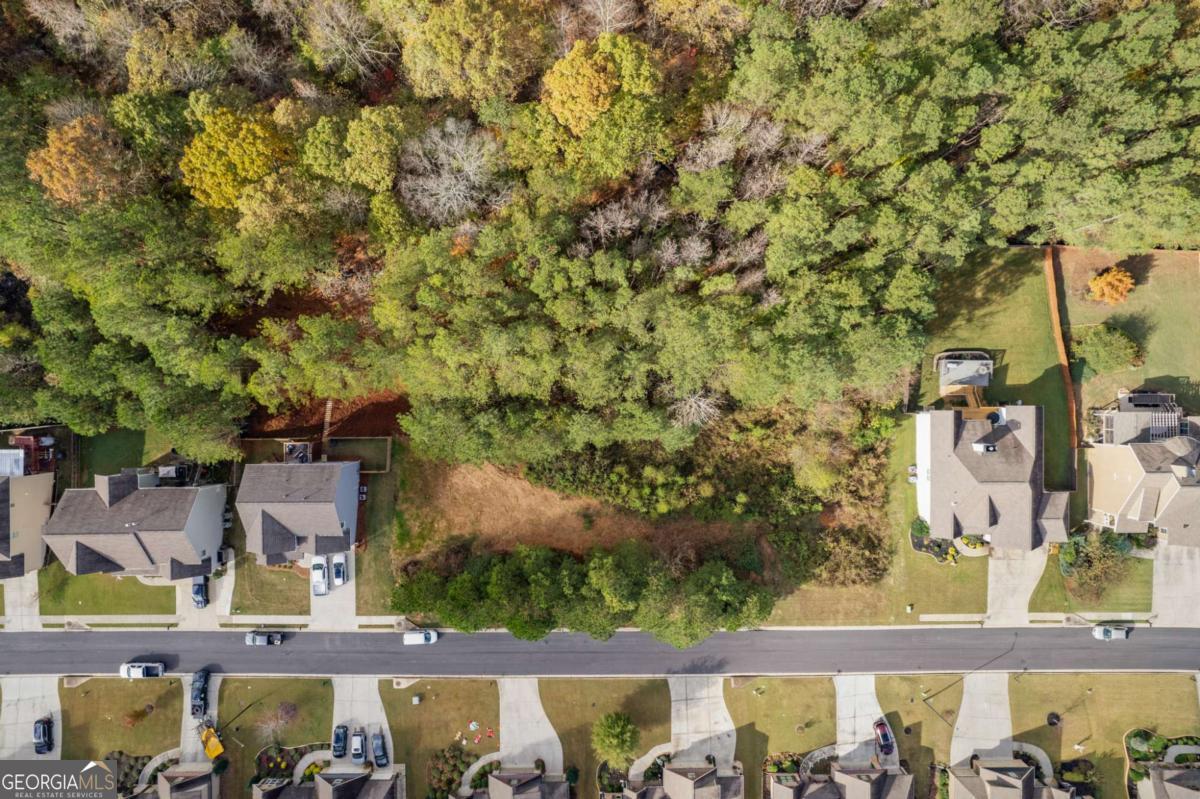 This is one of 3 lots in the prestigious Chestnut Hills Community. All 3 are basement lots and can be referenced as Lots 166, 167, 168. Addresses are 640,624 & 610 Crimson Drive. Lot 166 is $32,0000. Lot 167 is $35,0000 and lot 168 is $40,000. This is a covenant restricted neighborhood so homes must meet their ACC standards. Bring your plans! These lots are big enough for ranch homes on full basements.